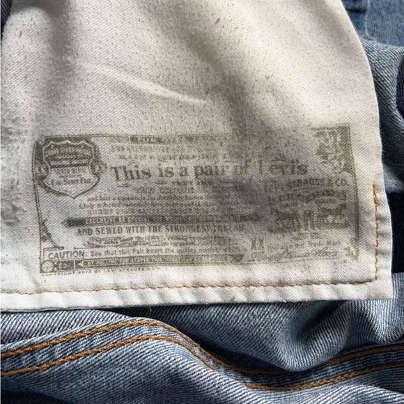 Blue Levi’s 501s - Picture 4 of 4